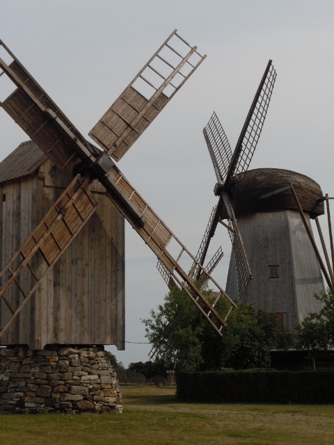 EStonieSaaremaamoulins1 - Copie