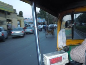 indes dt2012 394 - Copie le touktouk et son compteur