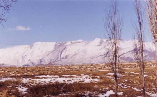 Hiver : la route passe un col à 1907m