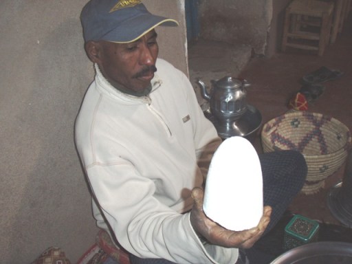 Le cône de sucre pour le thé