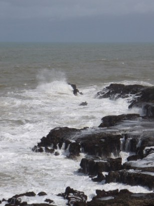 Essaouira, vagues vues de la terrasse du Bastion