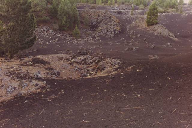 Petits cratère provenant d'une éruption récente 1909 du Chinyero