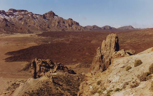 la cathédrale et la caldeira