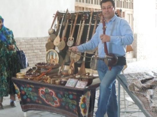 instruments de musique u Bazar