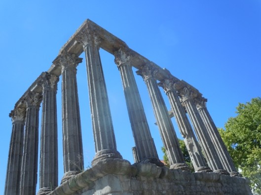 Evora : temple de Diane