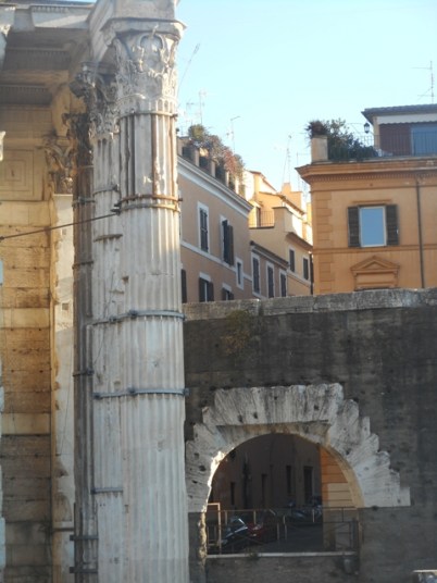 Forum de Nerva et maisons modernes