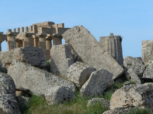 Le Temple F : un chas