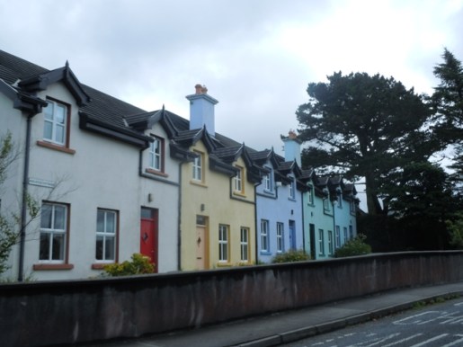 maisons pastels de Letterfrack