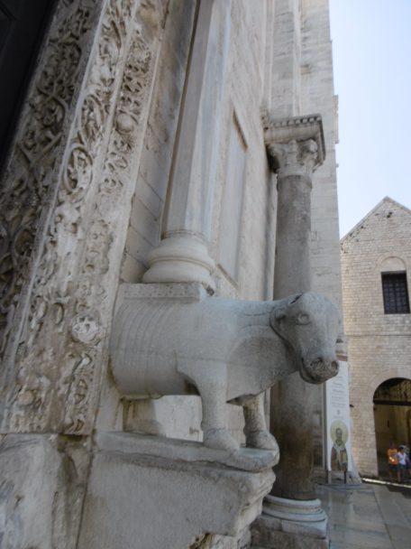 Saint Nicolas de Bari : porche